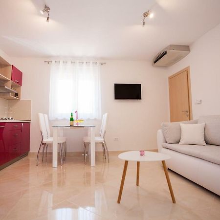 Apartments Mia Baška Voda Exteriér fotografie